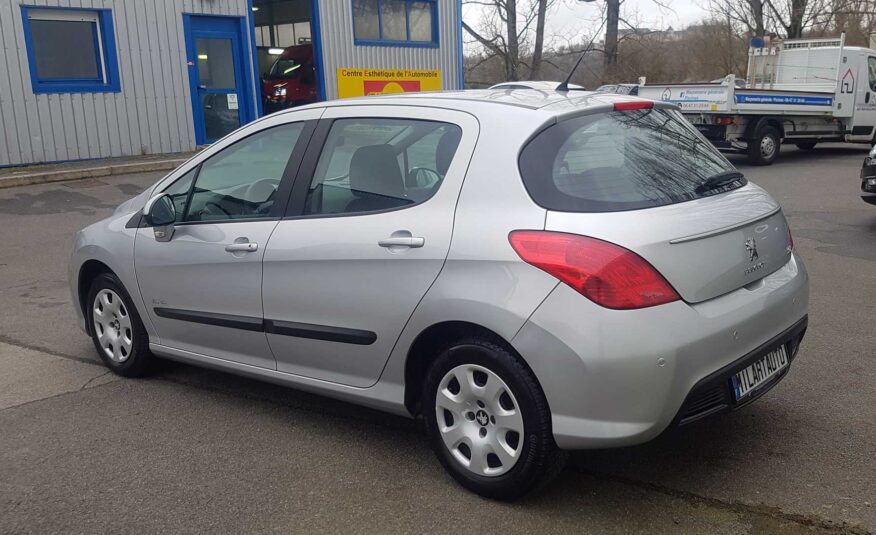 Peugeot 308 – 83000km – 1°main