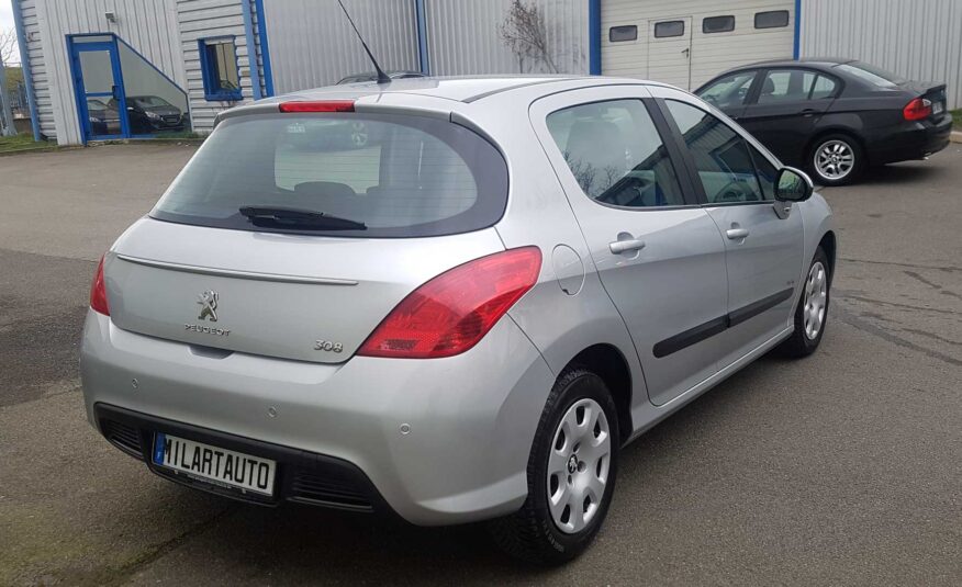 Peugeot 308 – 83000km – 1°main