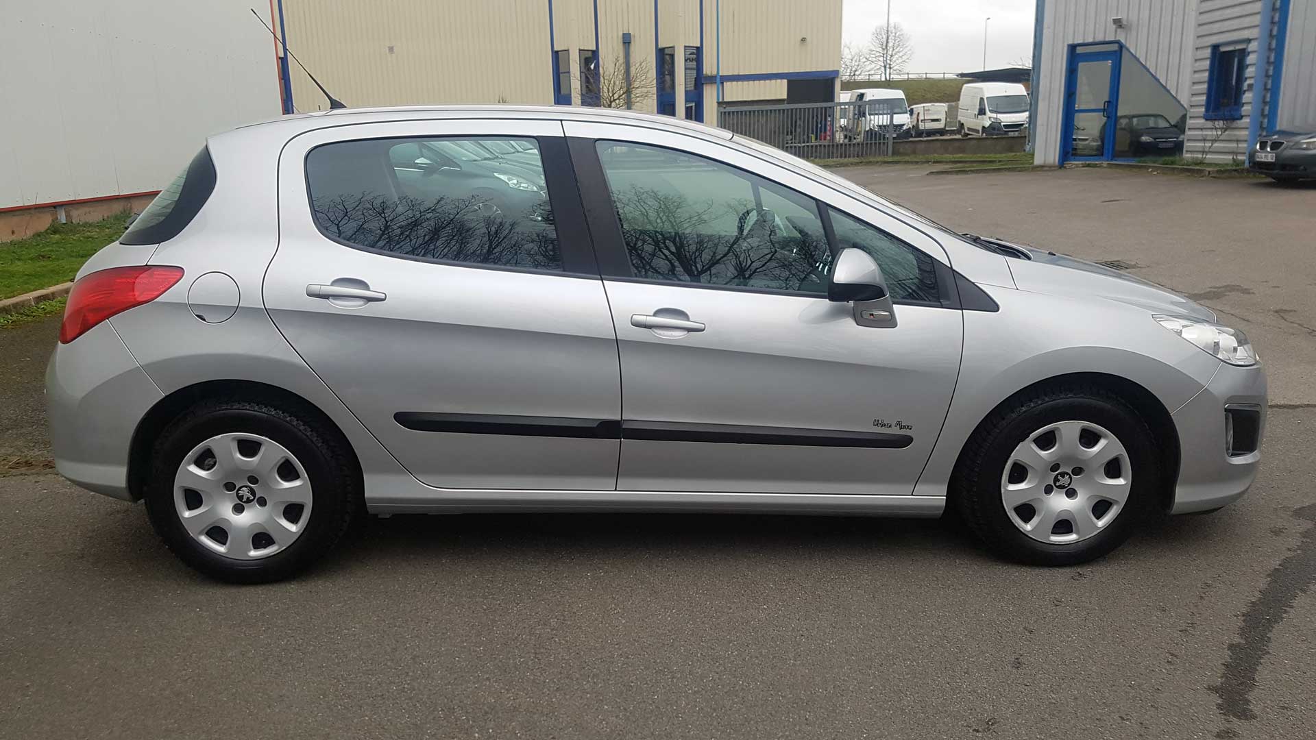 Peugeot 308 – 83000km – 1°main