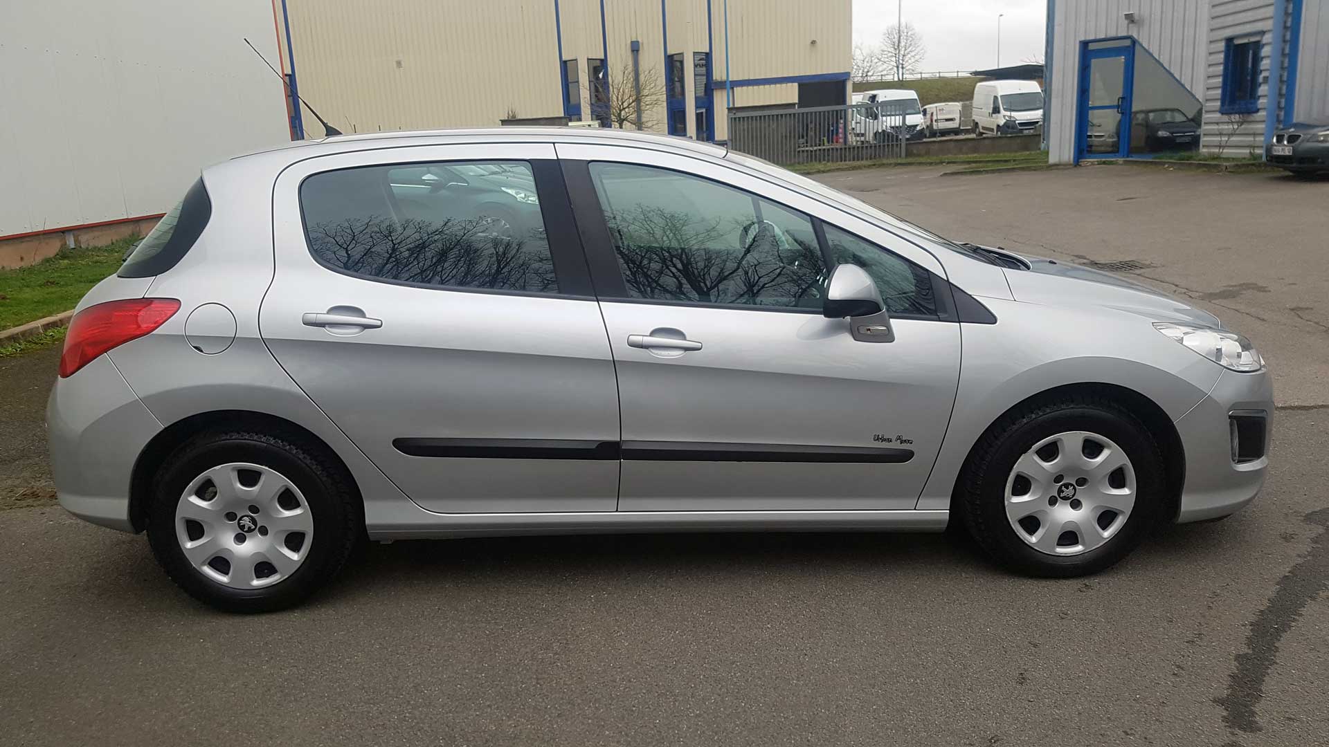 Peugeot 308 – 83000km – 1°main