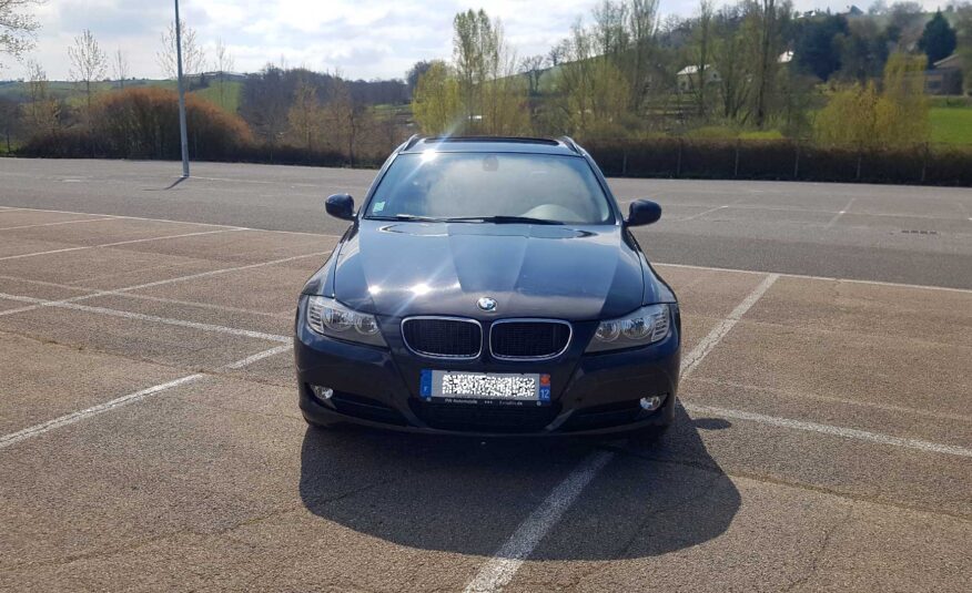 BMW 318D – Toit ouvrant Panoramique – Très Bon Etat