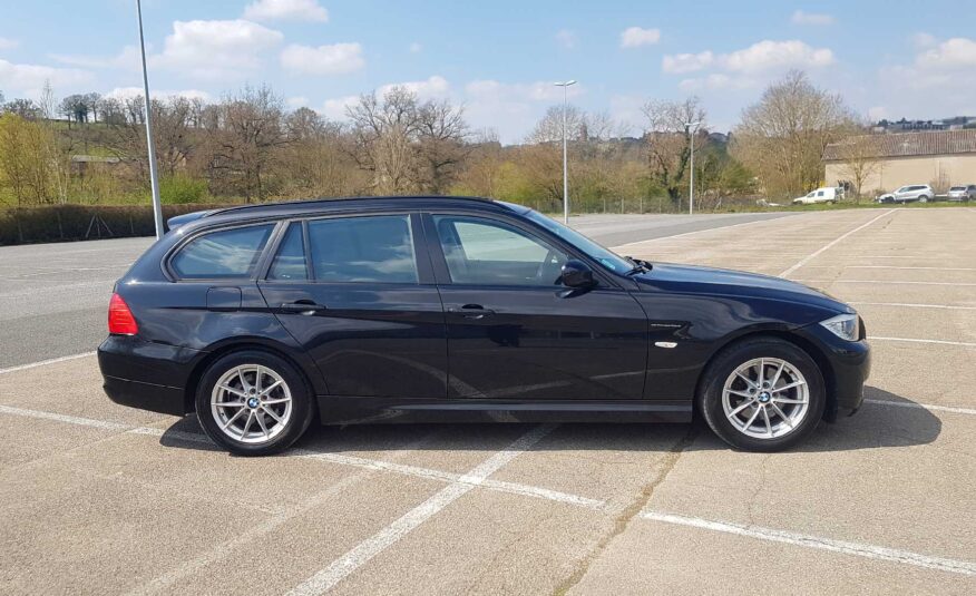 BMW 318D – Toit ouvrant Panoramique – Très Bon Etat