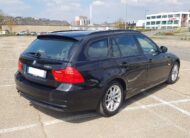 BMW 318D – Toit ouvrant Panoramique – Très Bon Etat