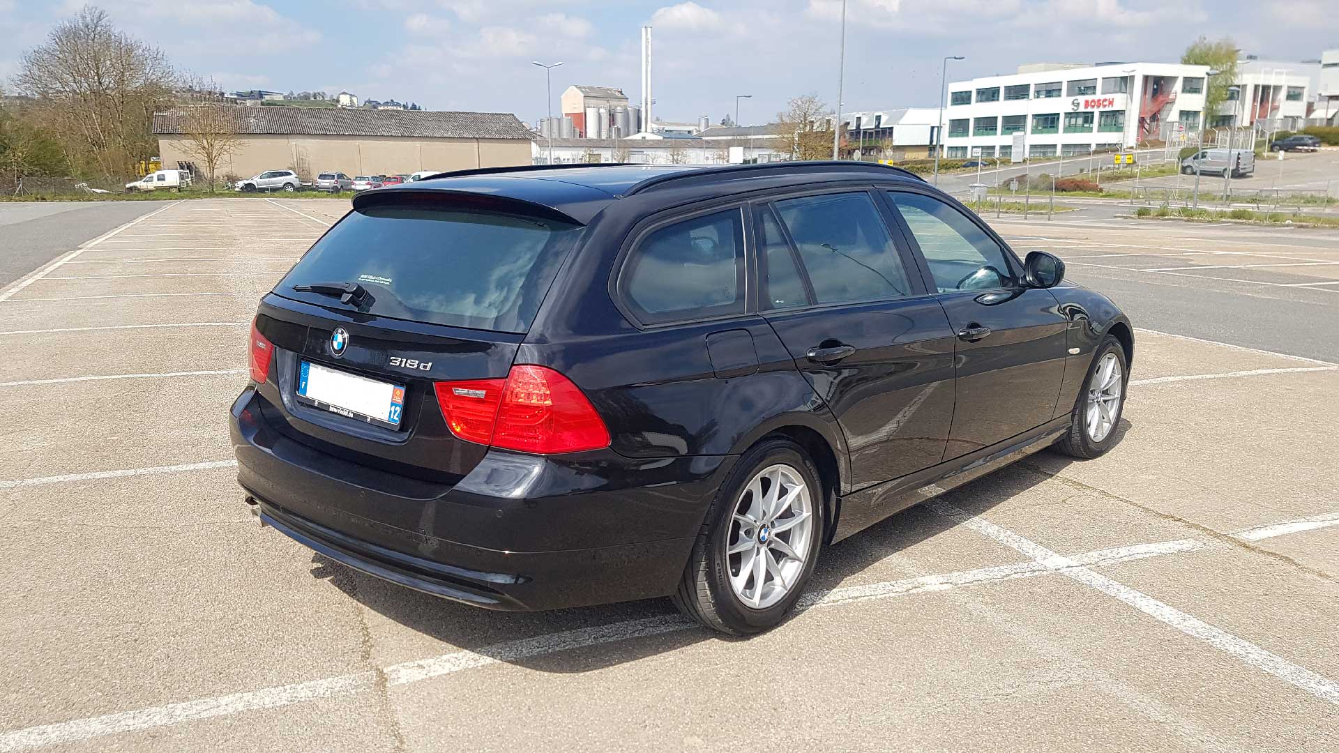 BMW 318D – Toit ouvrant Panoramique – Très Bon Etat