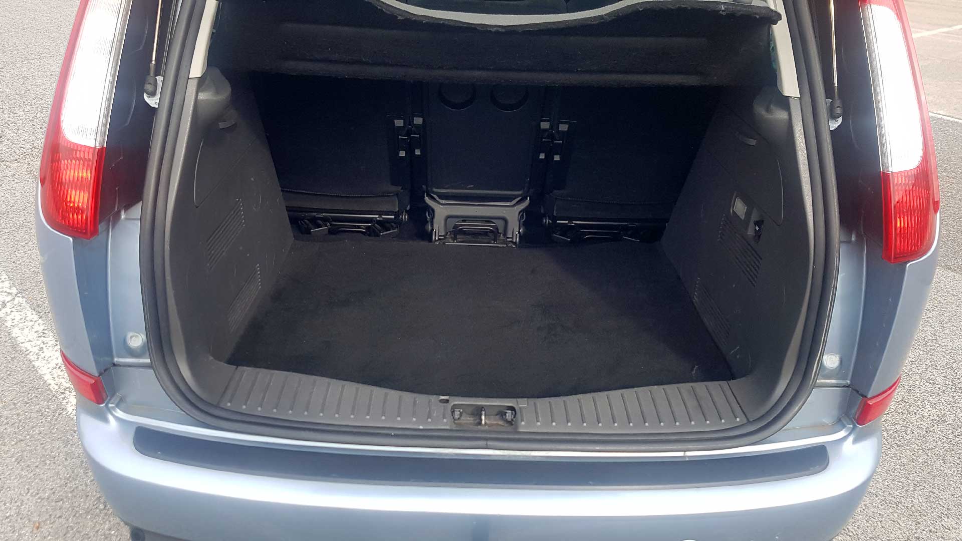 Ford Focus C-MAX-2.0 TDCI