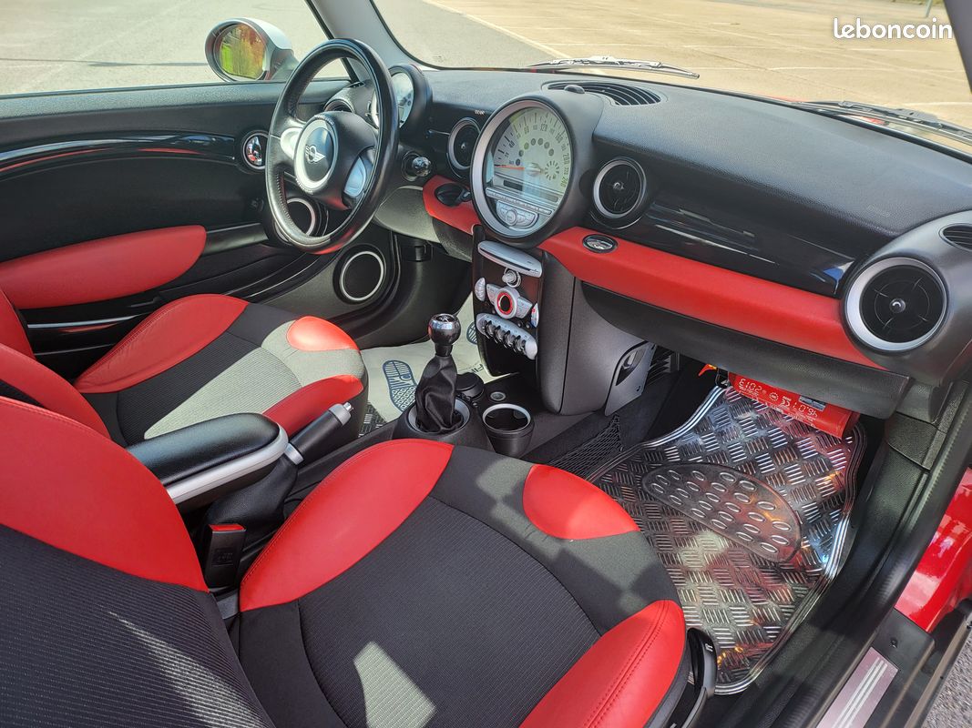 Mini Cooper Toit ouvrant panoramique Très Bon Etat