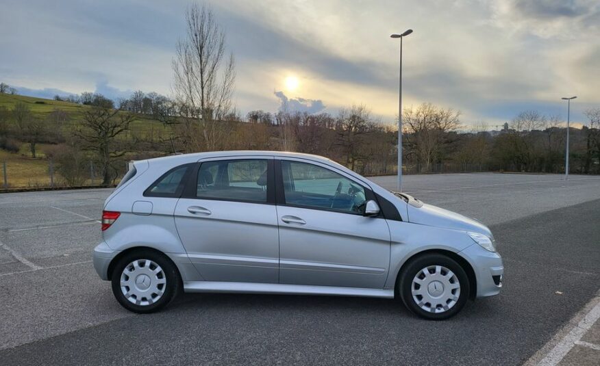 MERCEDES B 180 CDI Très Bon Etat…